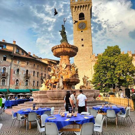 Appartamento Al Castello Trento Exteriör bild
