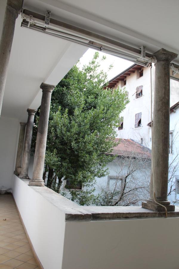 Appartamento Al Castello Trento Exteriör bild